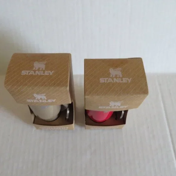 Stanley x e.l.f Ornament Keychain - Set of GOLD & RED, New in Box - Picture 5 of 9